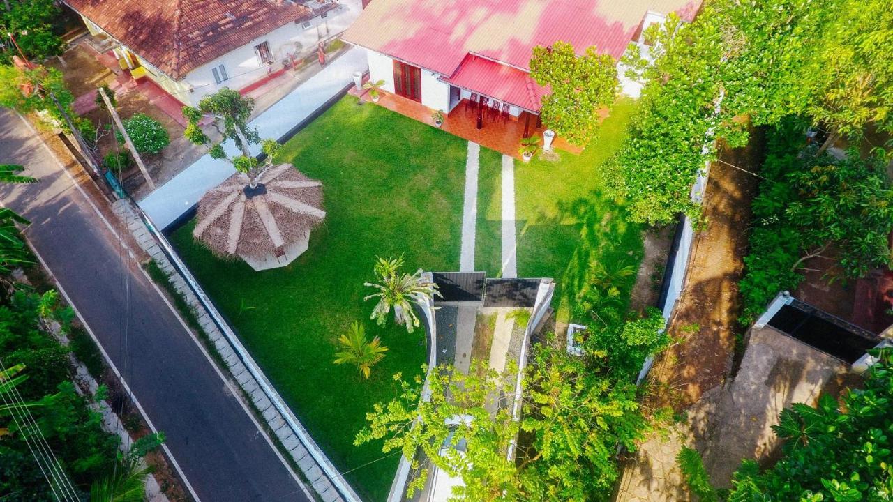 The Senu Grand Villa Hikkaduwa Eksteriør bilde