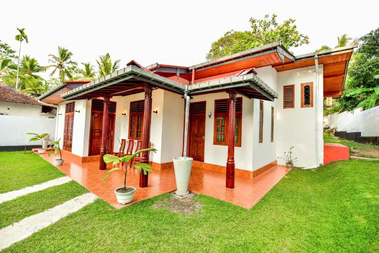 The Senu Grand Villa Hikkaduwa Eksteriør bilde
